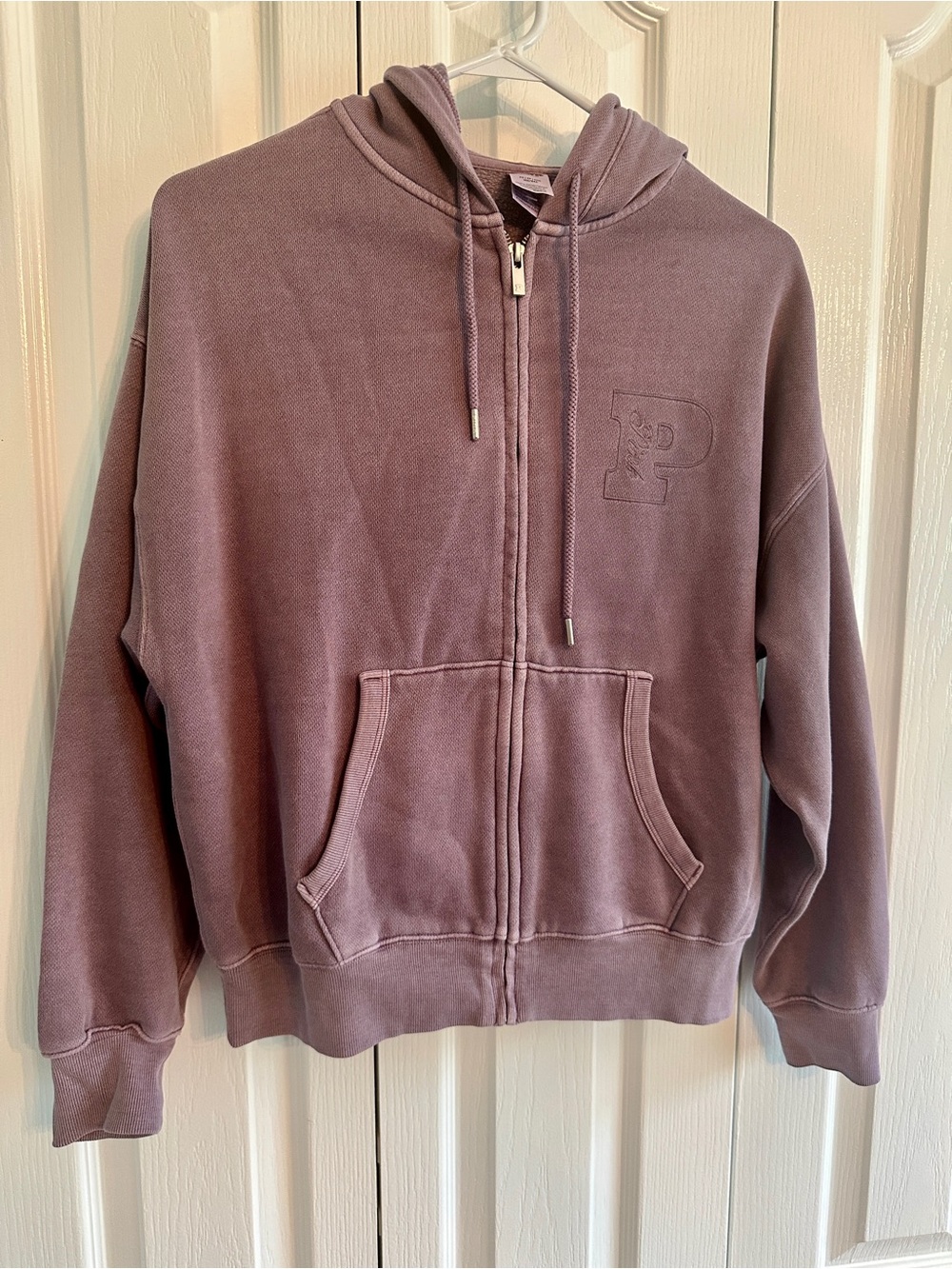 Brand New, Never Worn. PINK Victoria's Secret Women’s Full-Zip Hoodie in Mauve